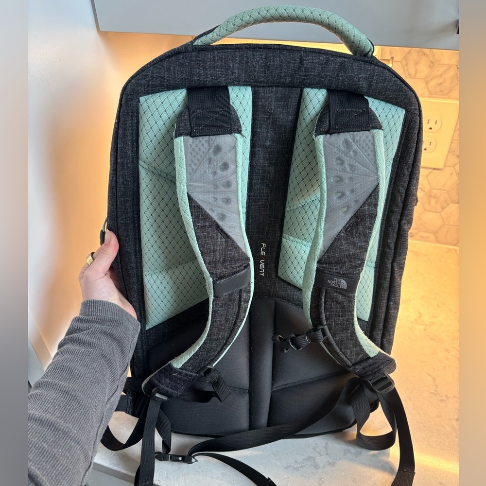 Northface Surge Backback - Picture 2 of 10